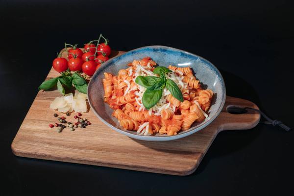 Penne Pomodori e Mozzarella